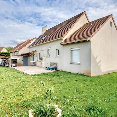 Charmante Maison Avec Piscine *