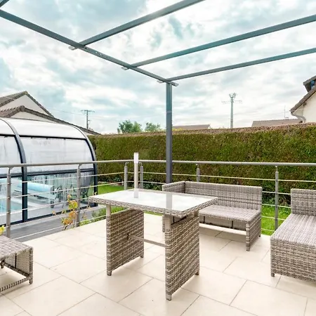 Charmante Maison Avec Piscine * Ranville