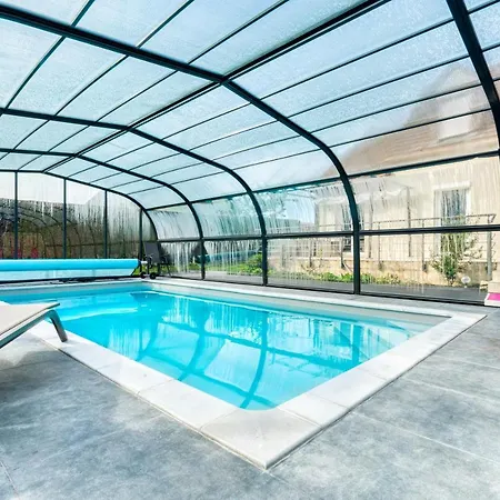 Holiday home Charmante Maison Avec Piscine *